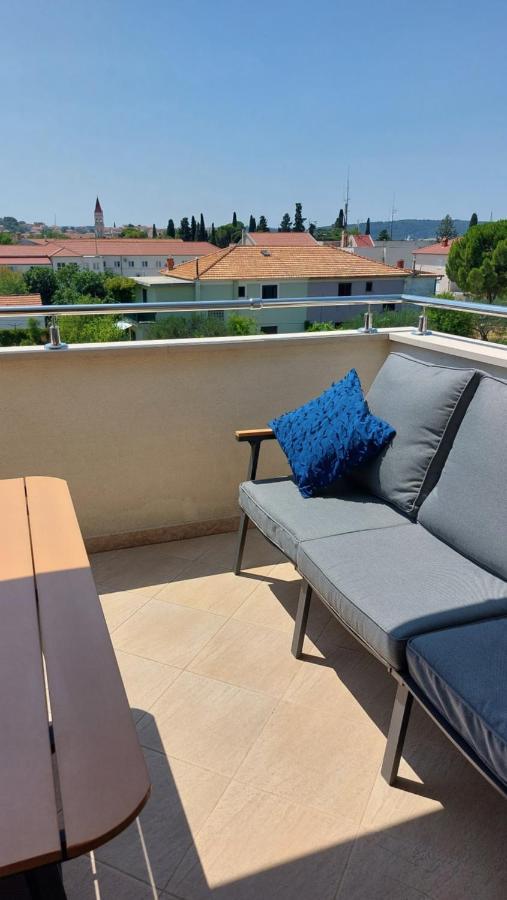 Mislav Apartment Trogir Exterior photo