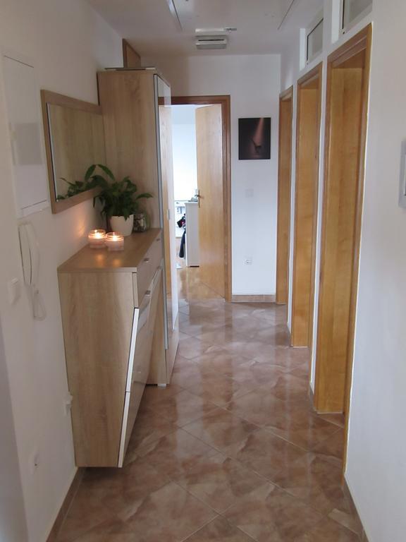 Mislav Apartment Trogir Exterior photo