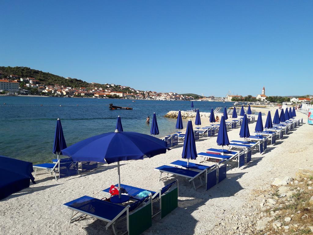 Mislav Apartment Trogir Exterior photo